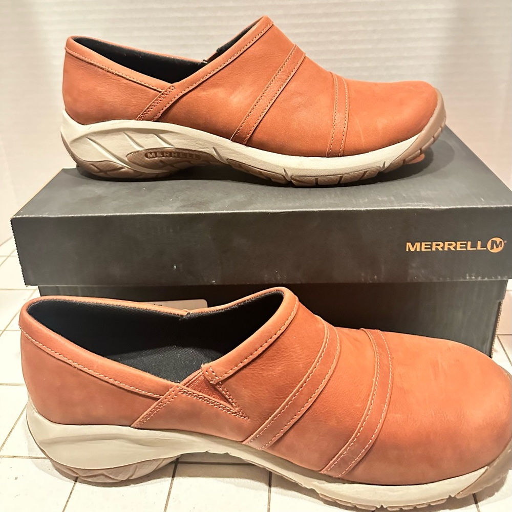 NWOT Women's Merrell Slip-on Encore MOC 4 Redwood Sequoia Size 10